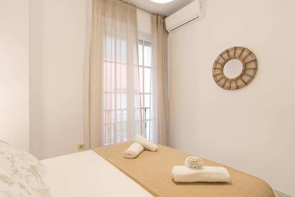 Tgh/ Malaga Centro Carreteria Apartment Exterior photo